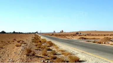 أرض في شمال شرق مطار الملكة علياء الدولي - 30,000 دأ - صورة NaN